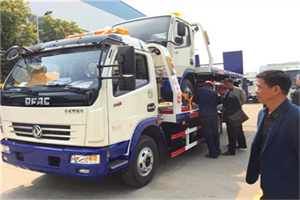 锡林浩特汽车道路救援拖车价格